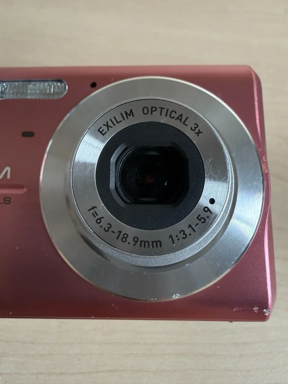 Casio EXILIM ZOOM EX-Z75 7.2 MP Digital Compact Camera - PINK